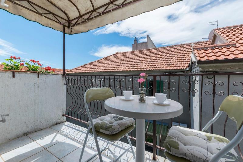 Apartments Miroslava - image 19