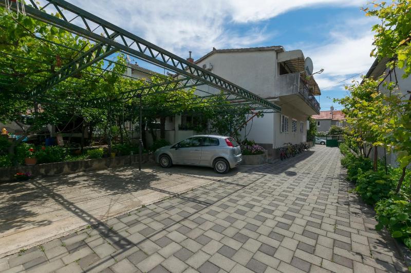 Apartments Miroslava - image 34