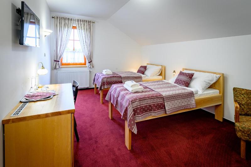 Double or Twin Room with Private Bathroom image 3