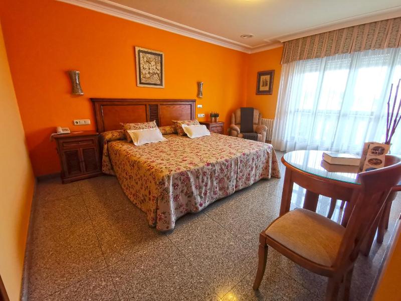 Hotel Liñares - image 20