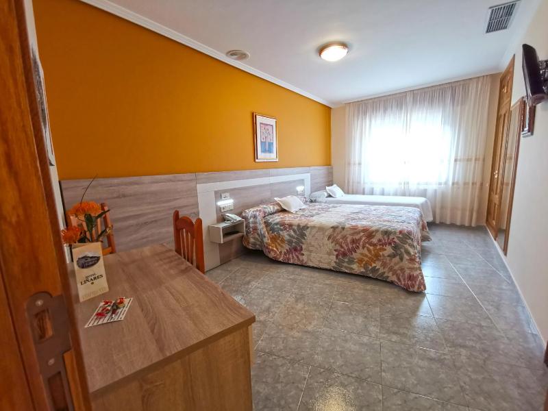 Triple Room image 1