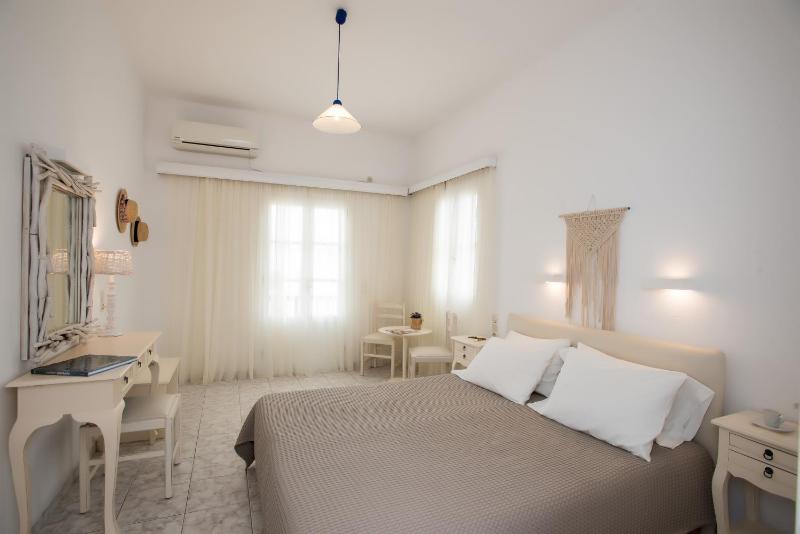 Hotel Charissi - image 9
