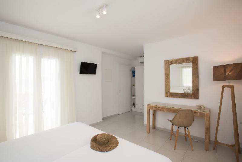 Hotel Charissi - image 8