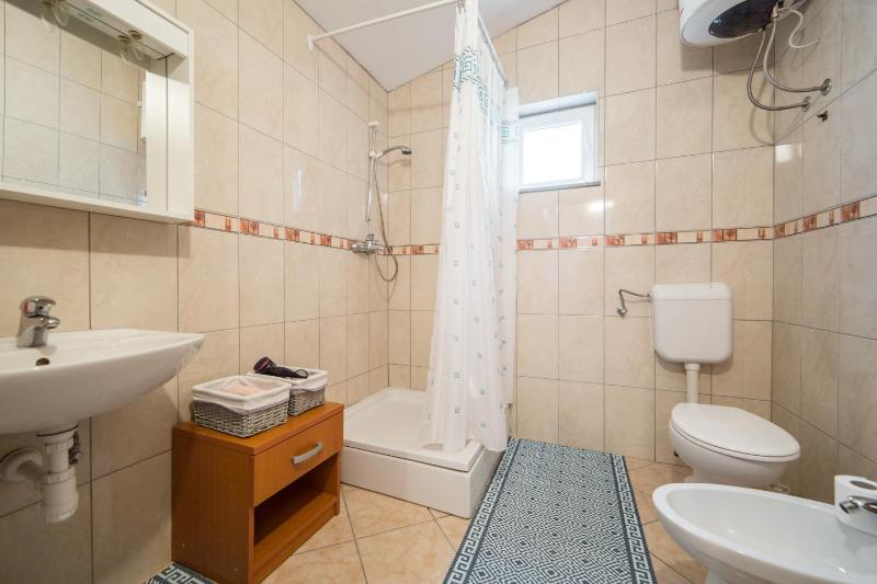 Standard Apartment image 2