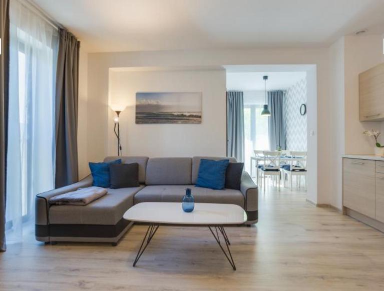 One-Bedroom Apartment image 1
