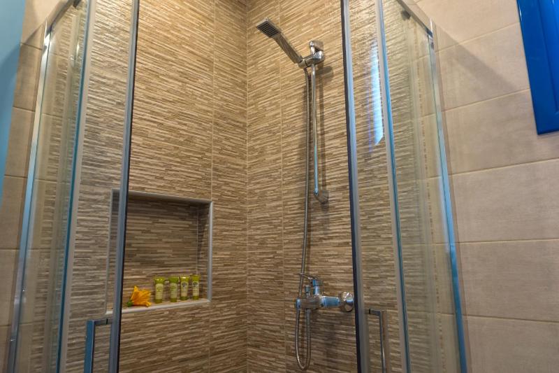 Two-Bedroom Apartment with Sea View image 3