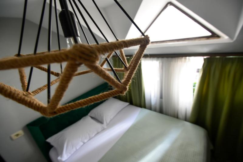 Standard Double Room image 2