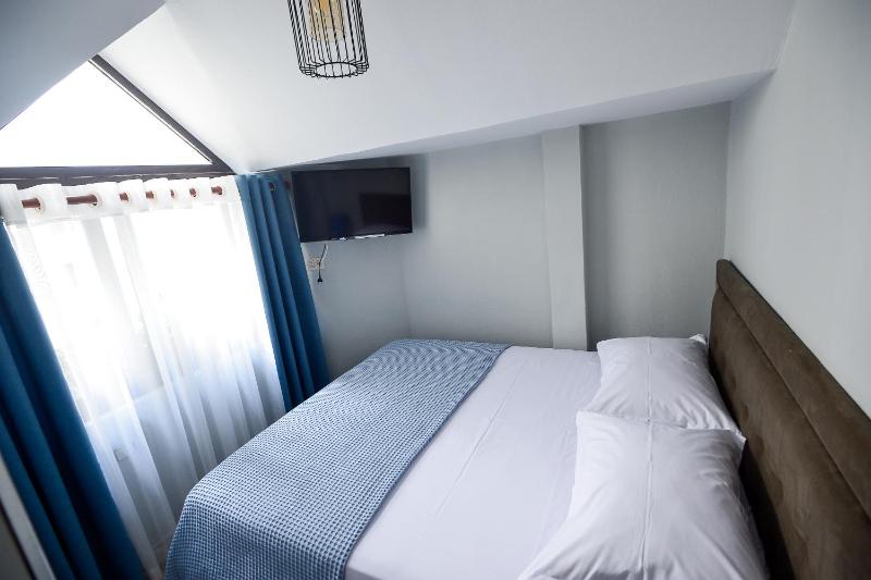 Budget Double Room image 1