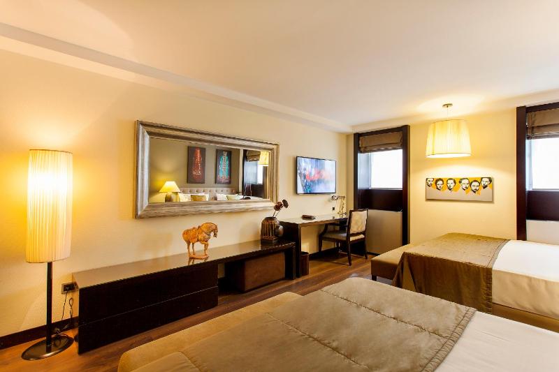 Triple Room image 1