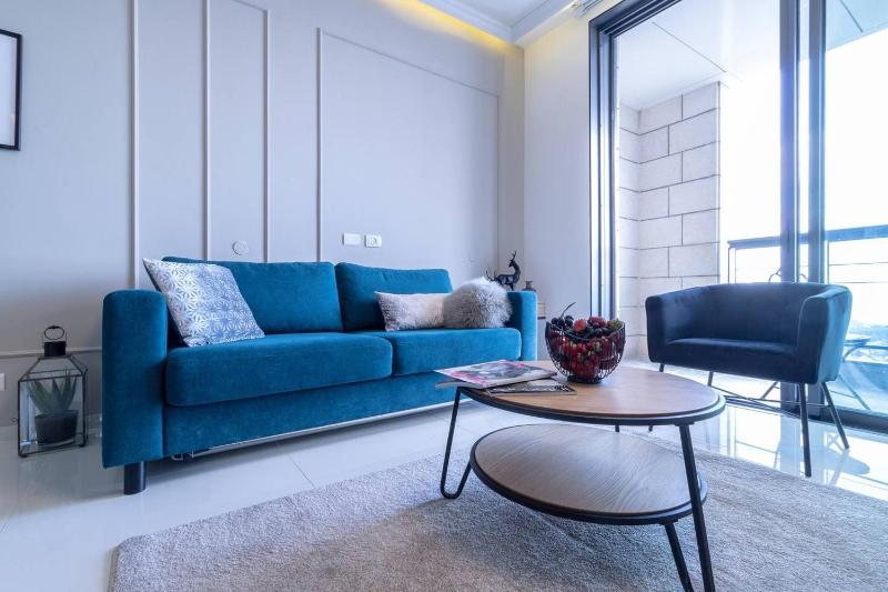 Magical 2BR/Parking with amazing view city center - image 16