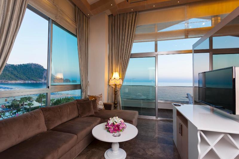 Xperia Saray Beach Hotel - image 40