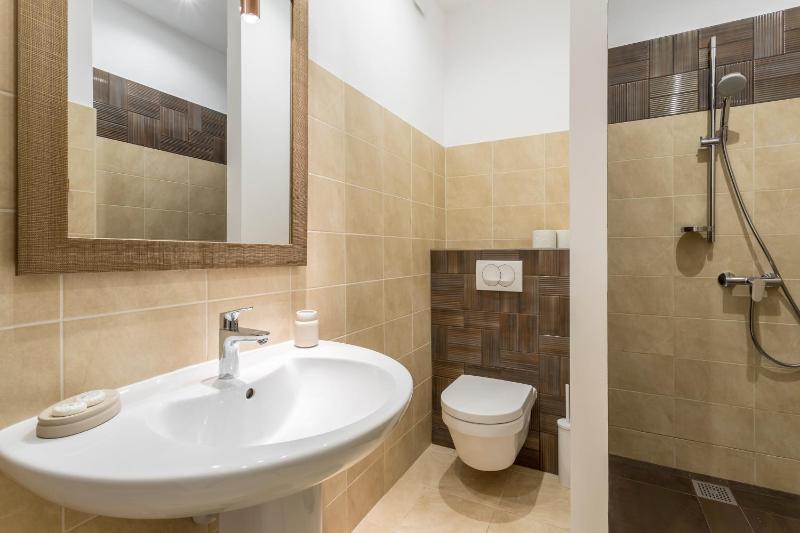 Zlatni Bol Apartments - image 42