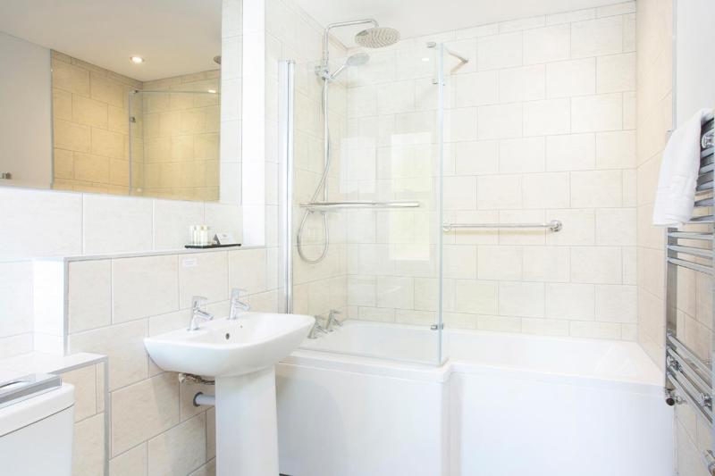 Family Room with Bath image 4