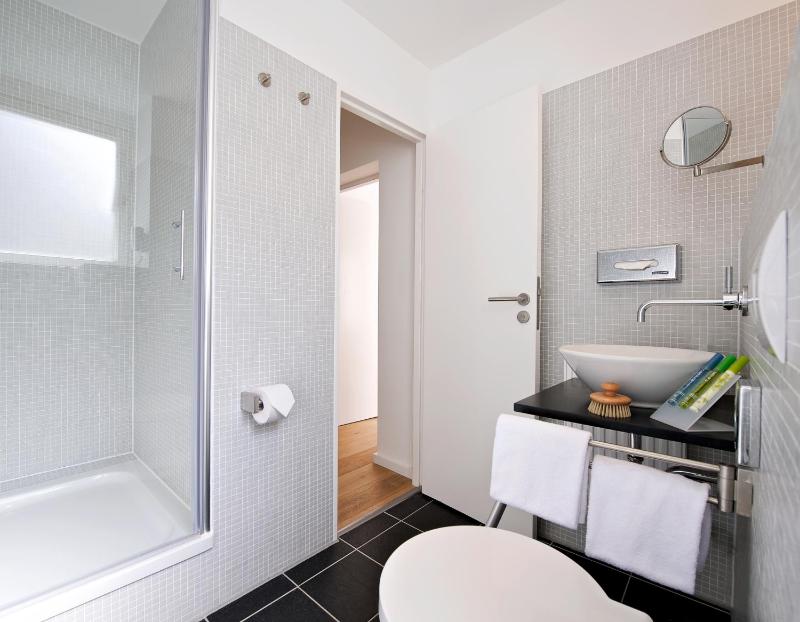 Executive Apartment image 2
