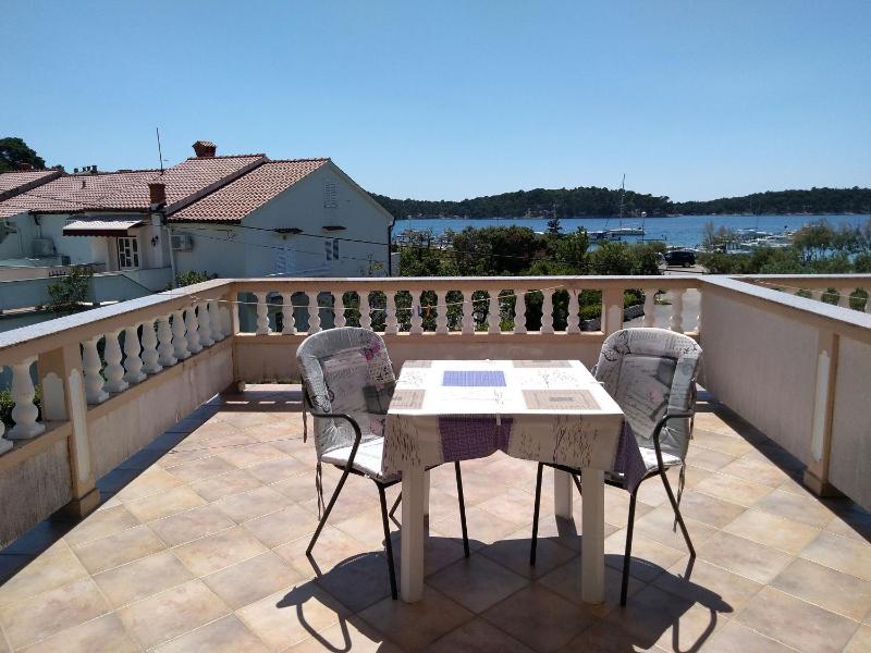 Triple Room with Terrace image 1