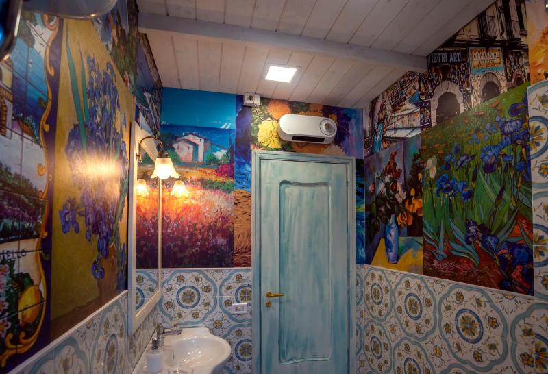 Triple Room with Private Bathroom image 3