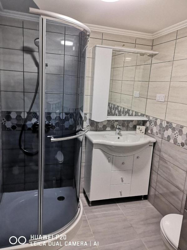 Superior Twin Room image 3