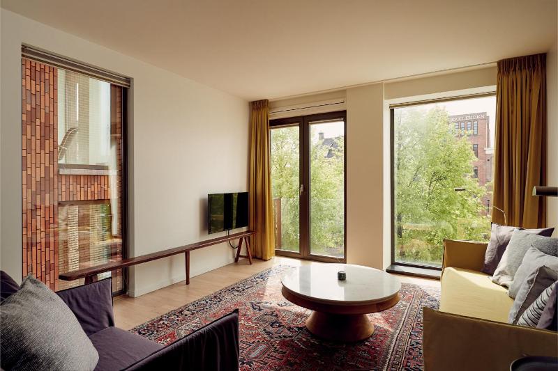 Suite image 3