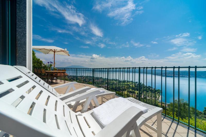 Superior Villa image 3