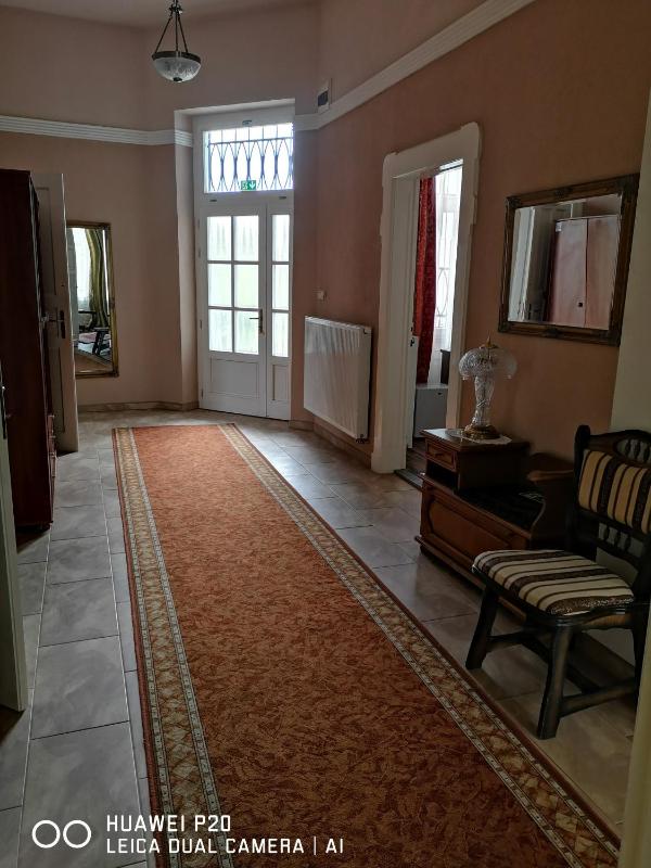 Suite with City View image 4