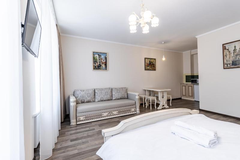 Opera House Apartment 3 - image 12
