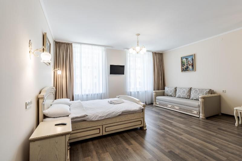 Opera House Apartment 3 - image 9