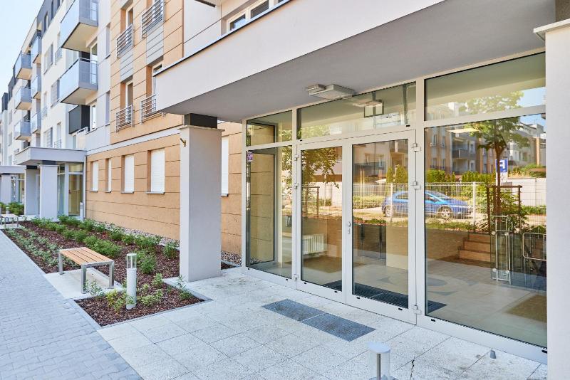 Vintage Apartment in New Estate with PARKING - Krzyki Wrocław by Noclegi Renters - image 21