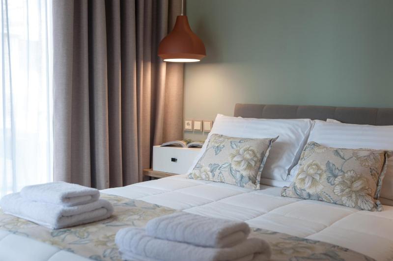 Double or Twin Room with Balcony image 2