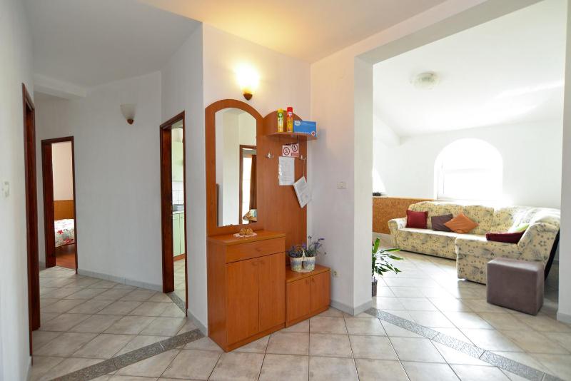 Apartment image 2