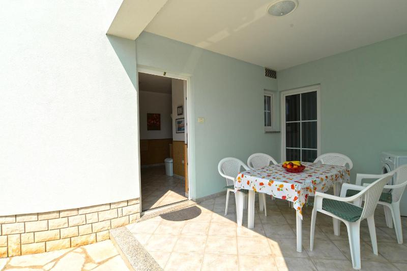 Apartment image 2
