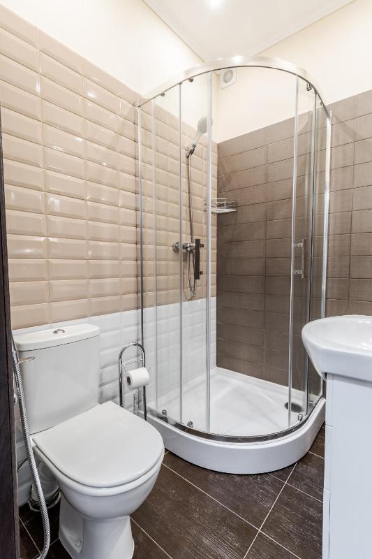 Opera House Apartment 1 - image 14
