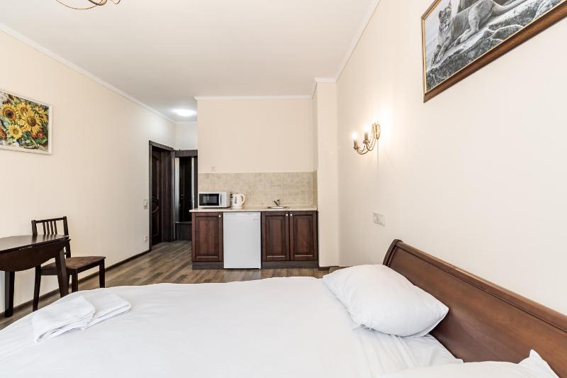 Opera House Apartment 1 - image 11