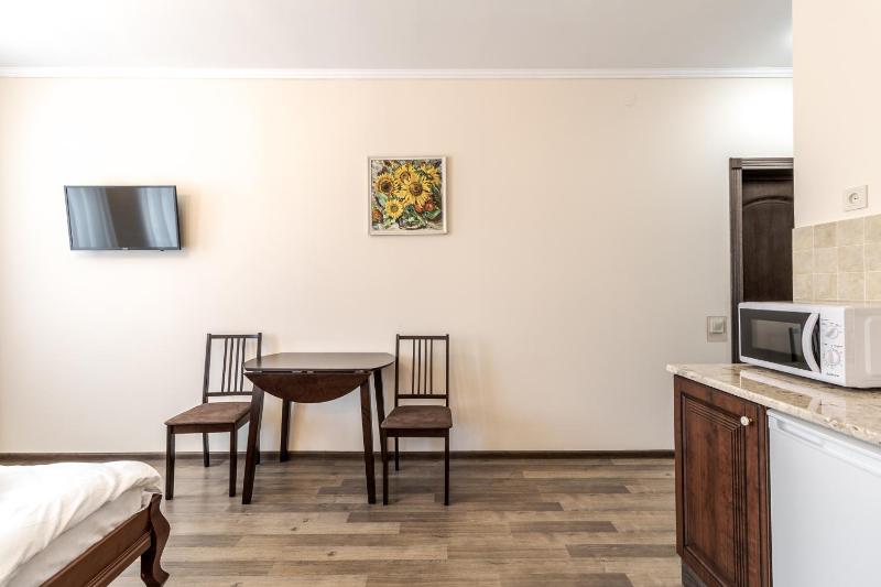 Opera House Apartment 1 - image 12