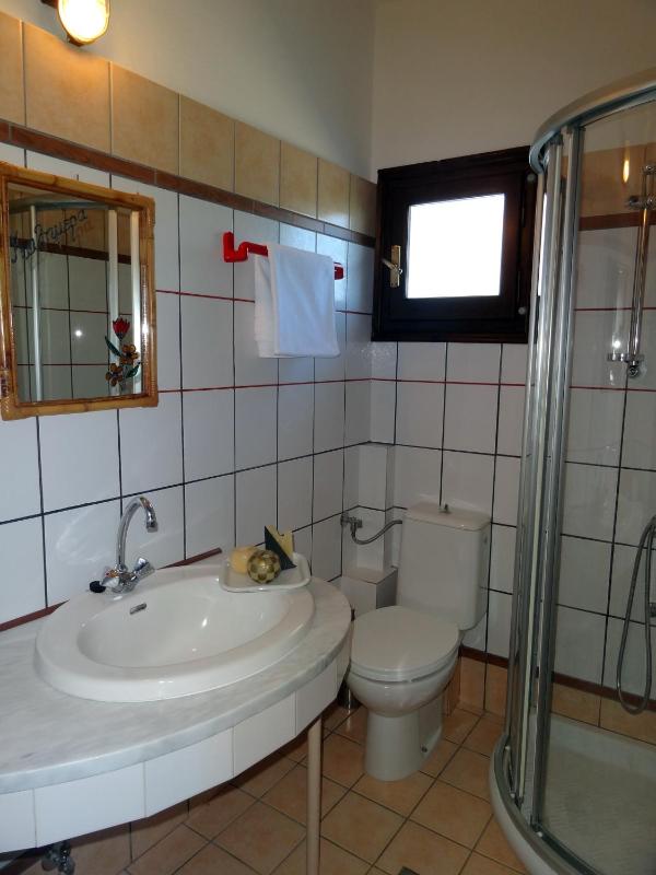 Superior Two-Bedroom Apartment with Sea View image 2
