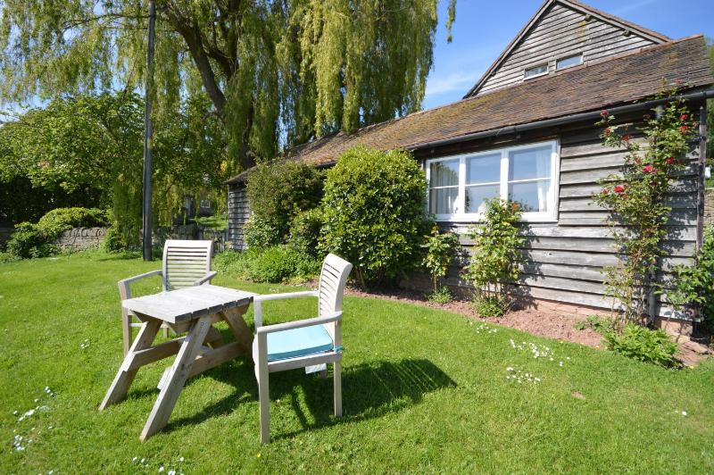 One-Bedroom House image 3