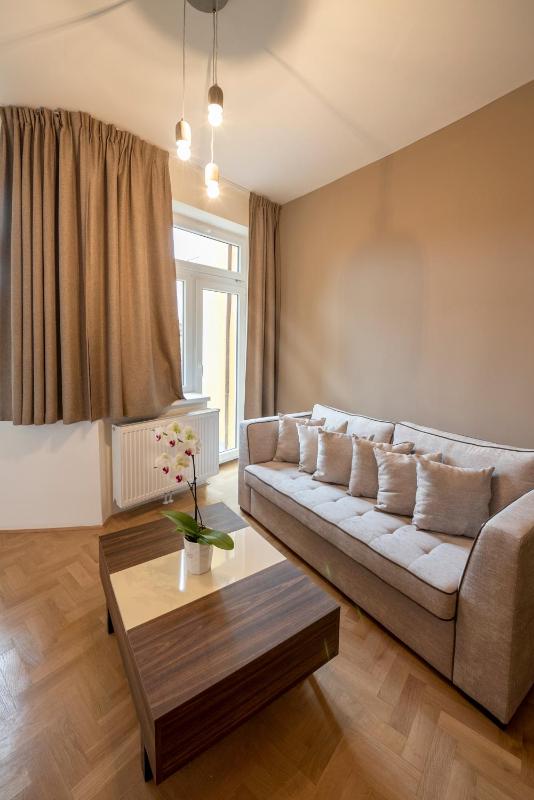 Standard Suite image 4