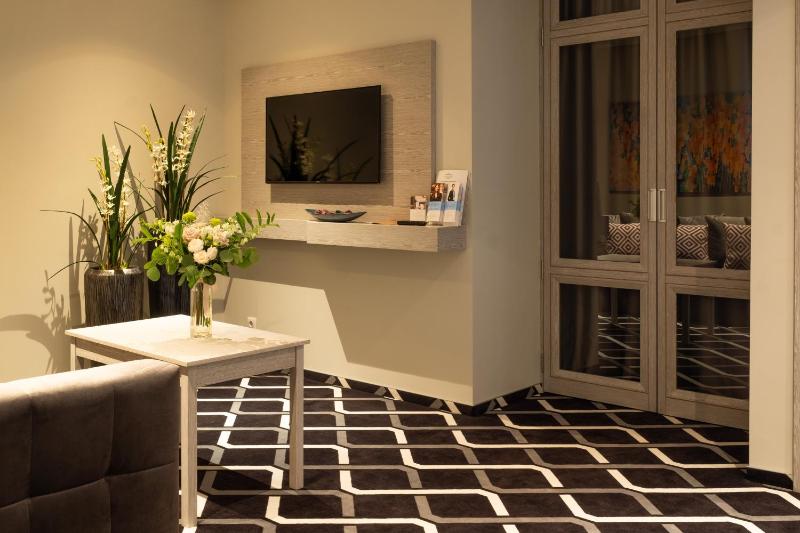 Apartment with Terrace image 3