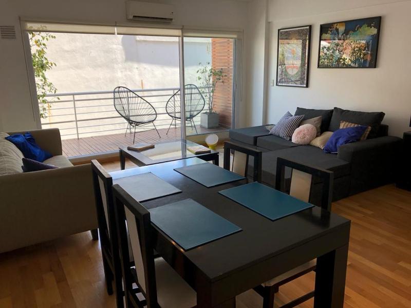 Amazing wide apartment in the heart of Palermo - image 3