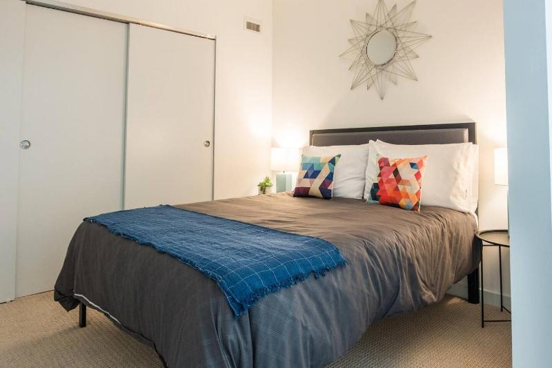 Studio Apartment image 3