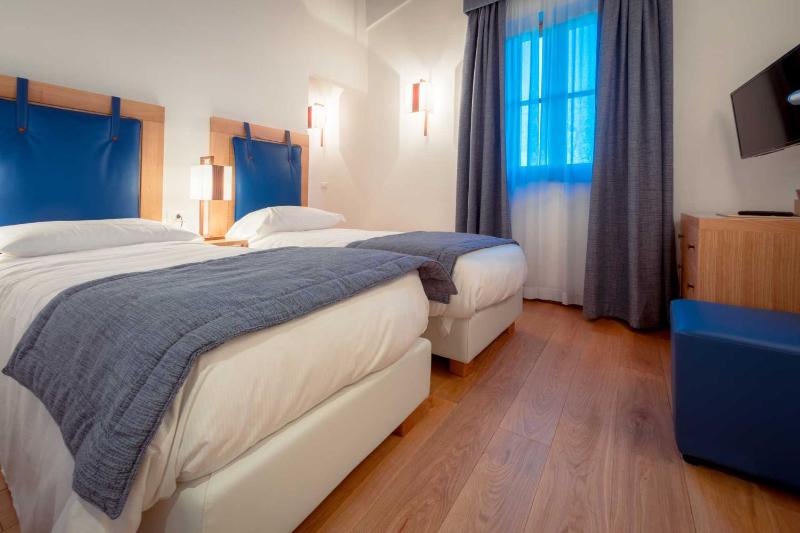 Two-Bedroom Apartment image 4