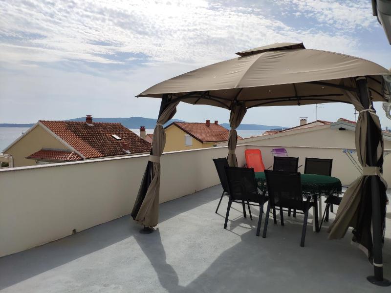 Apartment with Sea View image 3