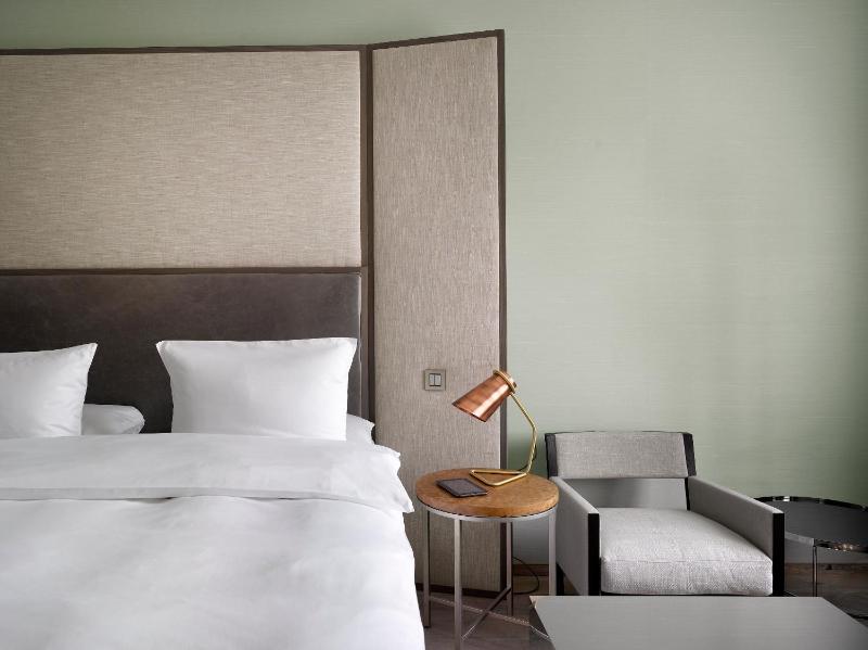 Classic Double Room with Lounge and Wellness Access image 3