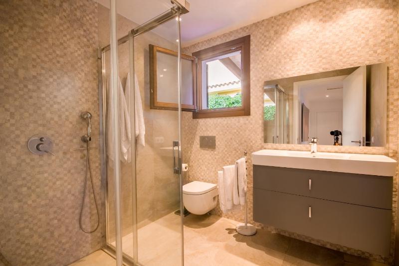 Three-Bedroom House image 2