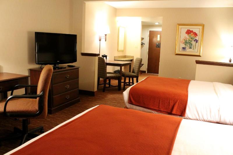 Double Room with Two Double Beds - Non-Smoking image 3