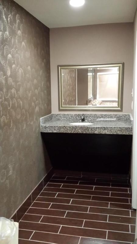 King Room image 3