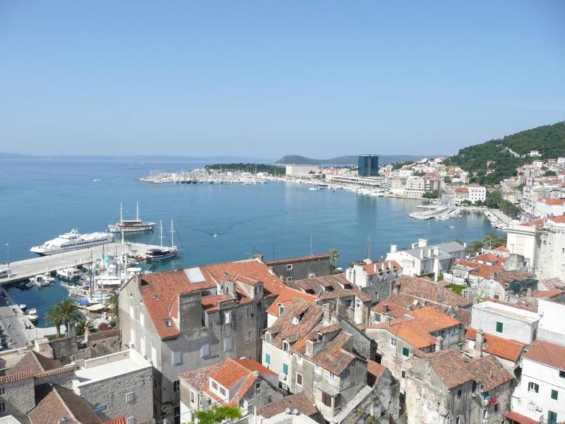 Standard Double or Twin Room image 4