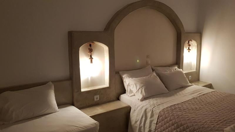 Quadruple Room with Sea View image 2