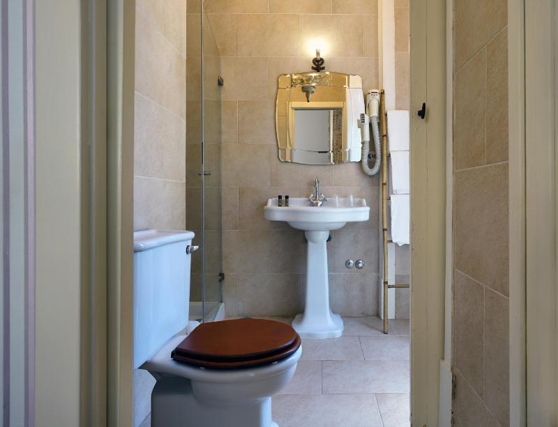 Charm Inn Sintra - image 4