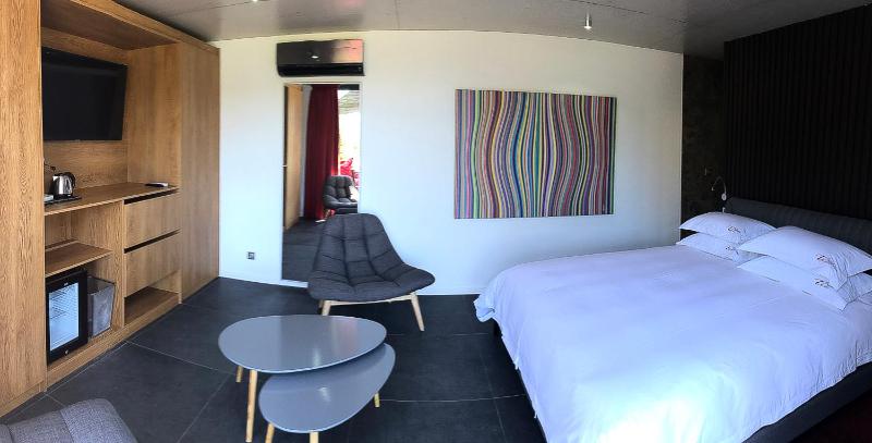 Deluxe Junior Suite image 2