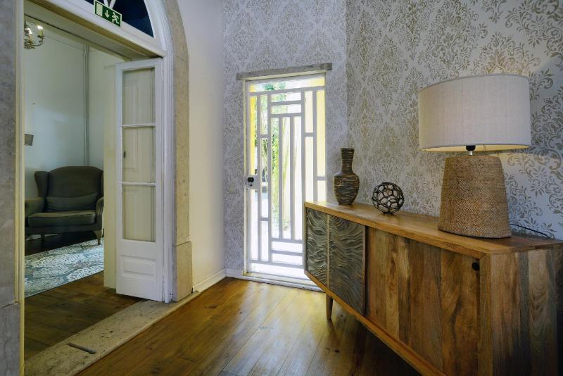 Charm Inn Sintra - image 14